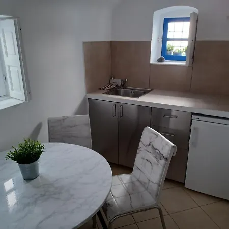 Top Apartment